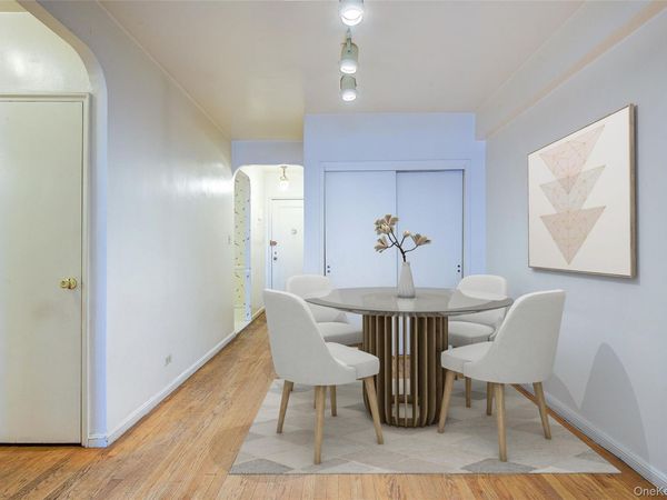 67-87 Booth Street, Unit 6J, Forest Hills, NY 11375