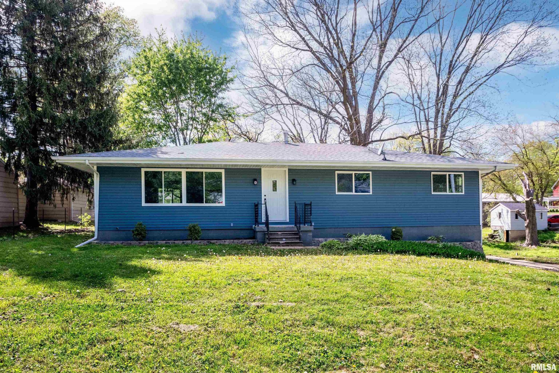 203 Eaton Avenue, Bartonville, IL 61607 Main Photo