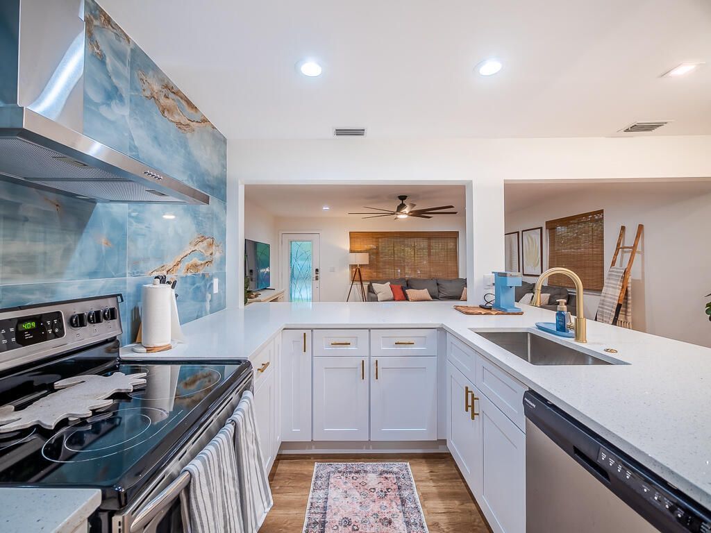 418 N Palmway, Lake Worth Beach, FL 33460 Photo