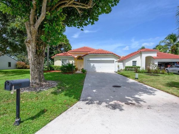 2606 Bedford Mews Drive, Wellington, FL 33414