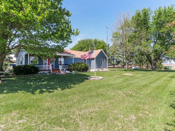 2463 Red Tail Hawk Road , Clinton, IL 61727