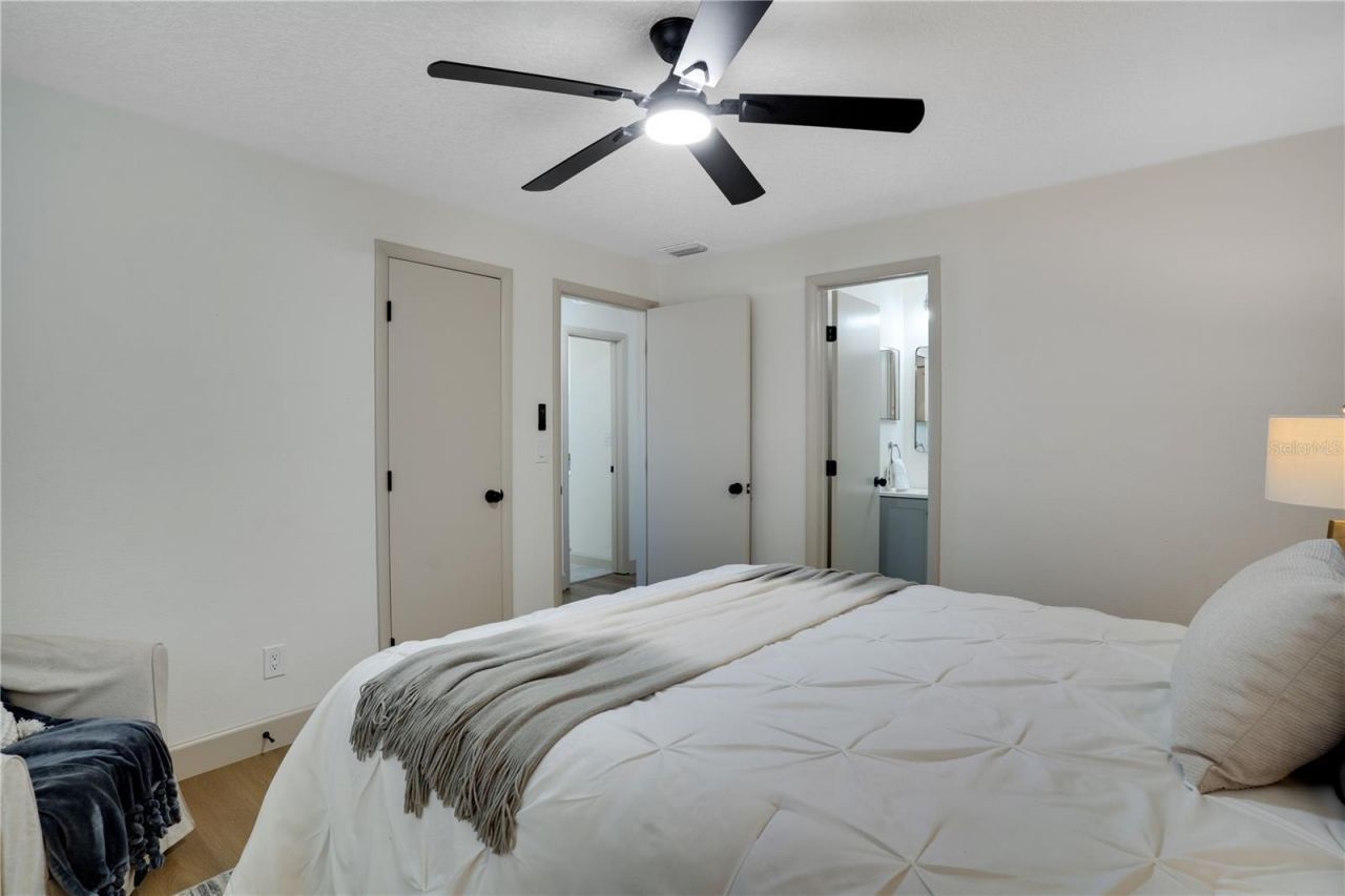 8977 140th Way , Seminole, FL 33776 Photo