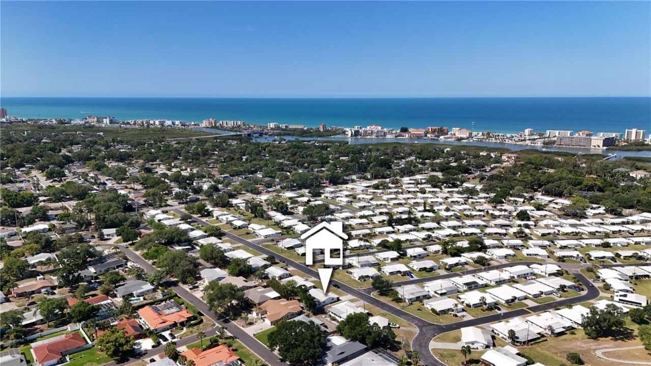 8977 140th Way , Seminole, FL 33776 Photo