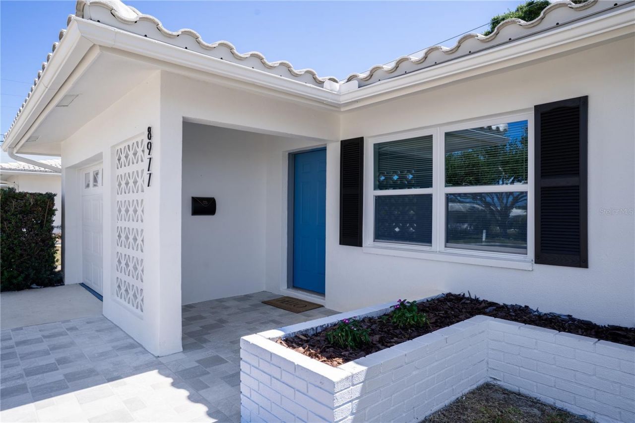 8977 140th Way , Seminole, FL 33776 Photo