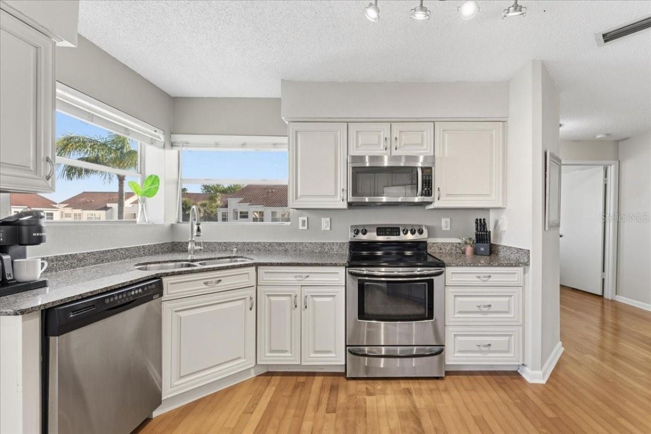 6061 Bahia Del Mar Boulevard, Unit 207, Saint Petersburg, FL 33715 Photo