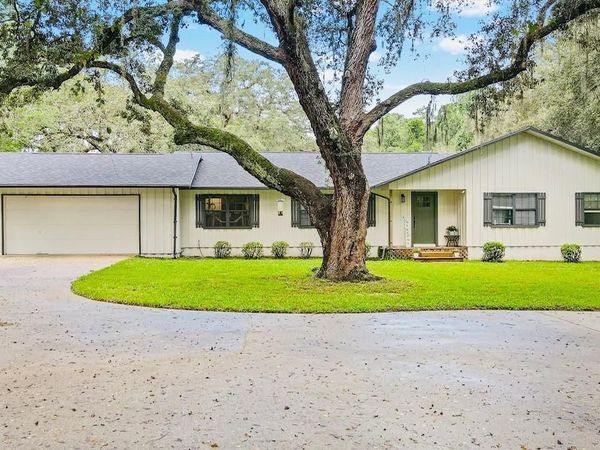 10245 E TRAILS END ROAD , FLORAL CITY, FL 34436