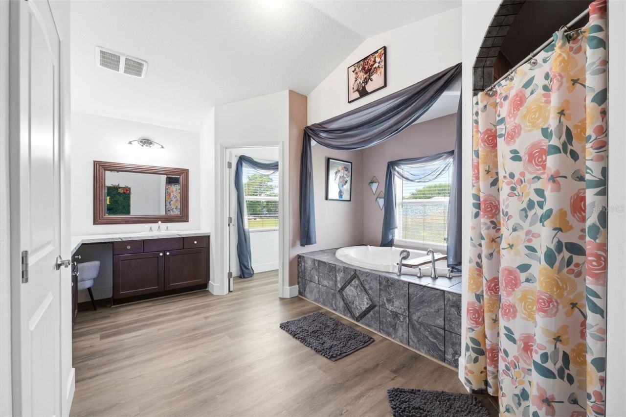 6152 NE 64th Street, Silver Springs, FL 34488 Photo