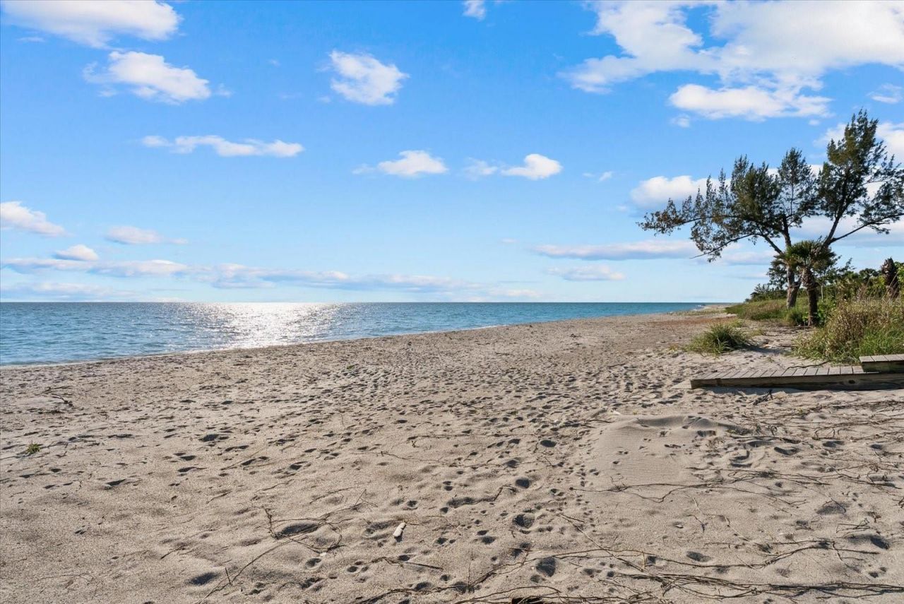 740 N Manasota Key Road, Englewood, FL 34223 Photo