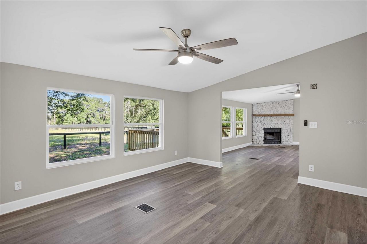 8495 NE 33rd Court , Anthony, FL 32617 Photo