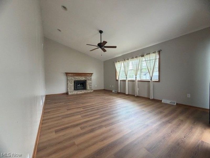 5137 Pine Shadow Court, Mineral Ridge, OH 44440 Photo 5