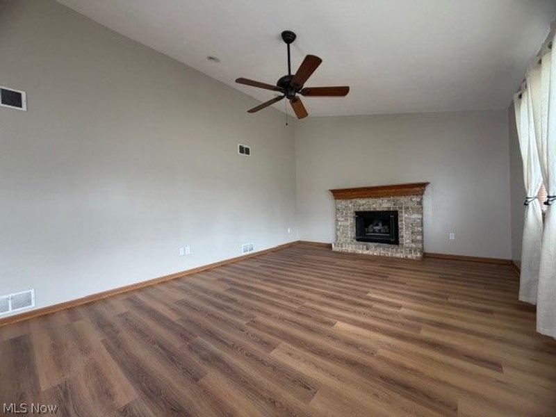 5137 Pine Shadow Court, Mineral Ridge, OH 44440 Photo 6