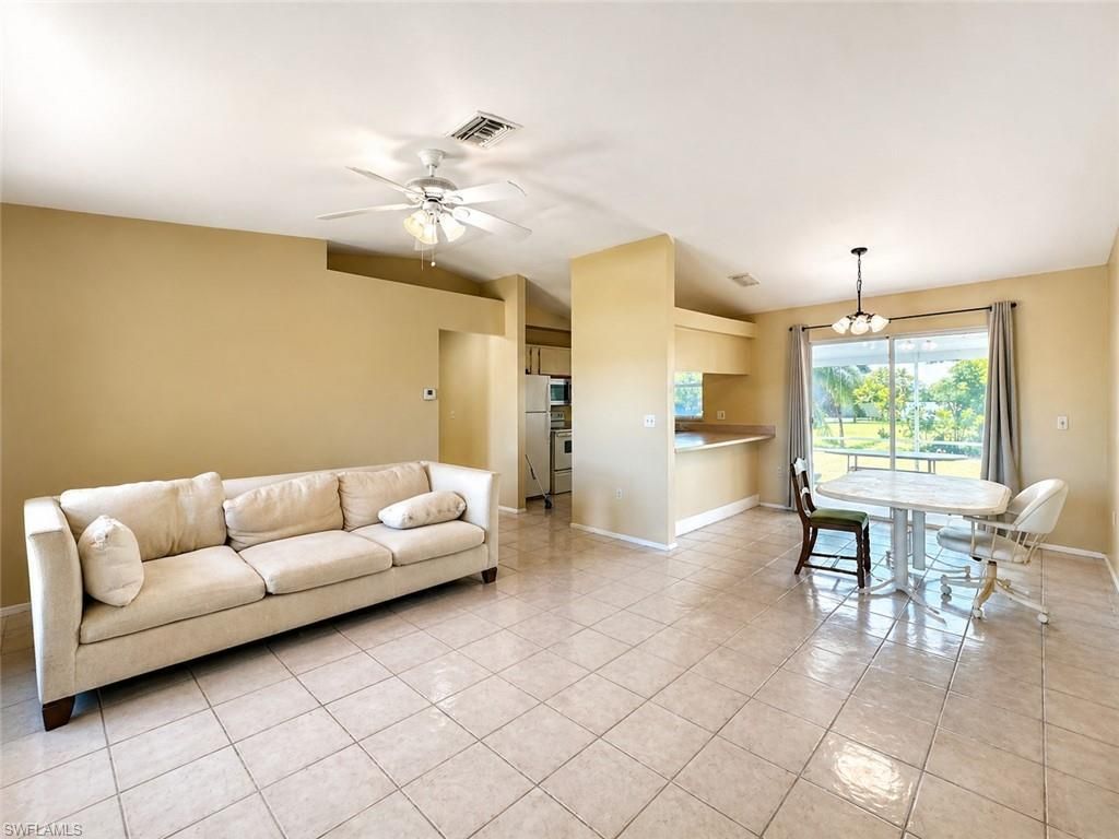 1412 NW 10th St, Cape Coral, FL 33993 Photo