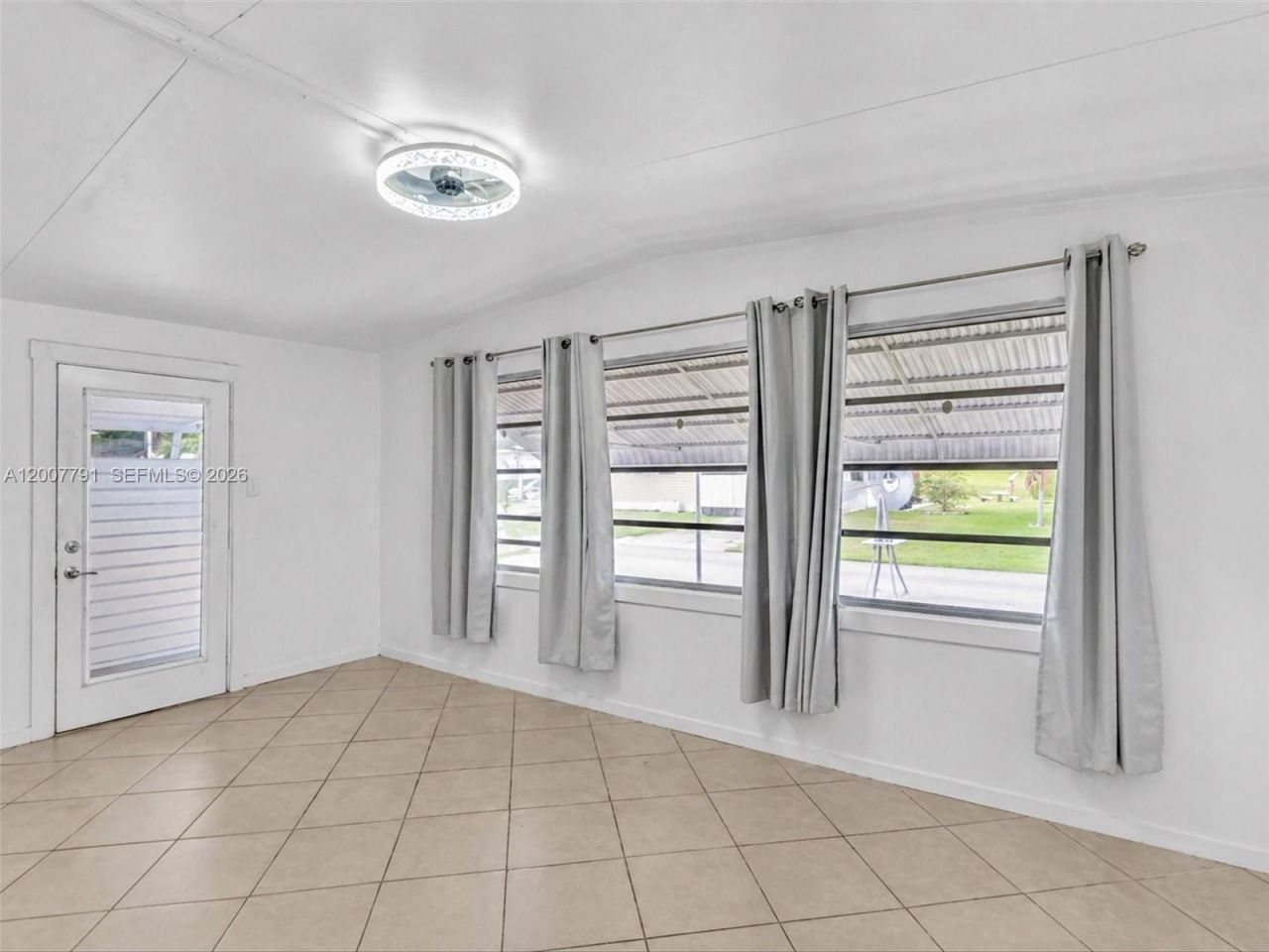 2061 SW 83rd Ave , Davie, FL 33324 Photo
