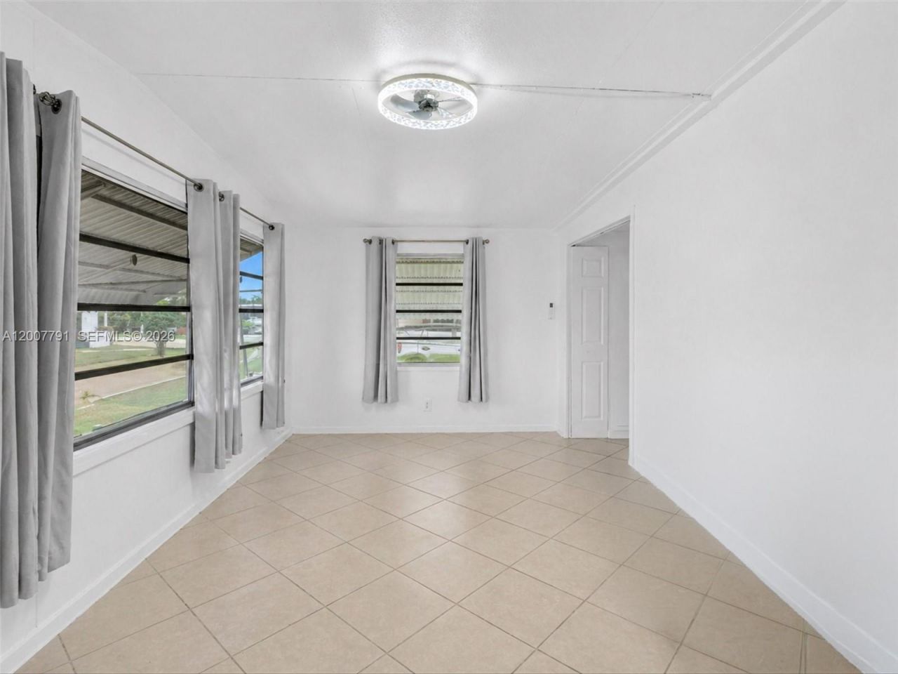 2061 SW 83rd Ave , Davie, FL 33324 Photo