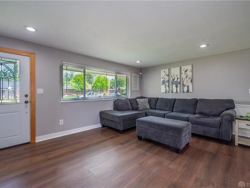 2190 Renshaw Avenue, West Carrollton, OH 45439 Photo 5