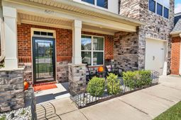 660 Stoneywater Court  photo 4