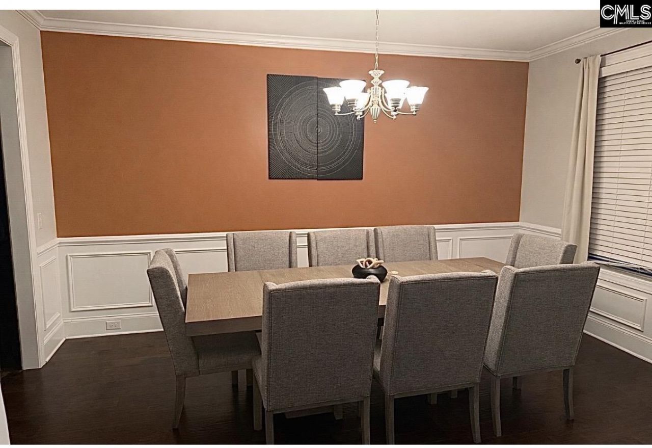 660 Stoneywater Court  Photo 9