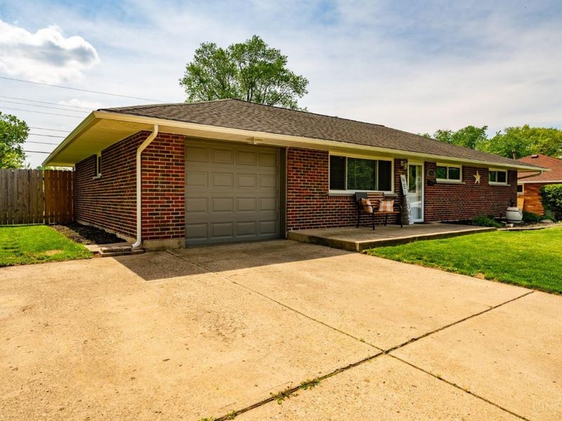 2190 Renshaw Avenue, Miami Twp, OH 45439 Photo 25