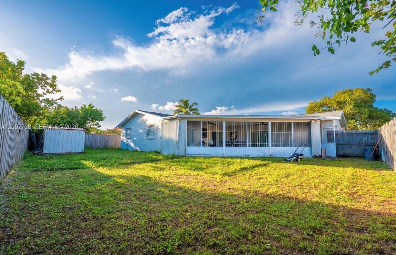 10750 SW 173rd St , Miami, FL 33157 Photo