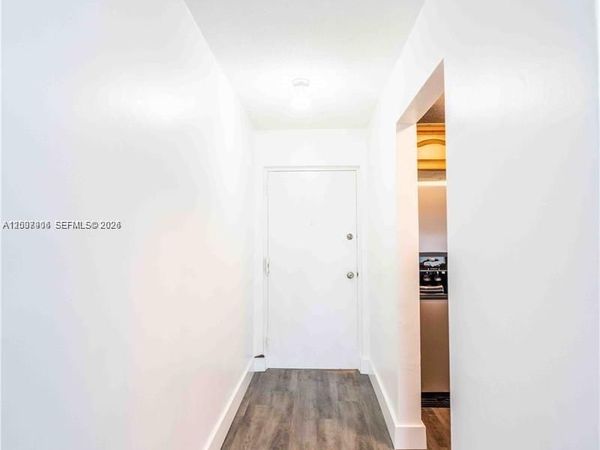 1945 NW 29th St, Unit A8, Miami, FL 33142