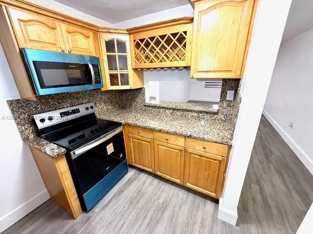 1945 NW 29th St, Unit A8, Miami, FL 33142 Photo