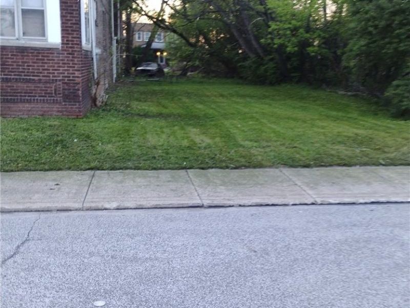 10809 Woodstock Boulevard, Cleveland, OH 44104 Photo 3