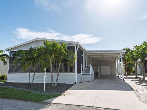 9 FREEMAN AVENUE , PUNTA GORDA, FL 33950