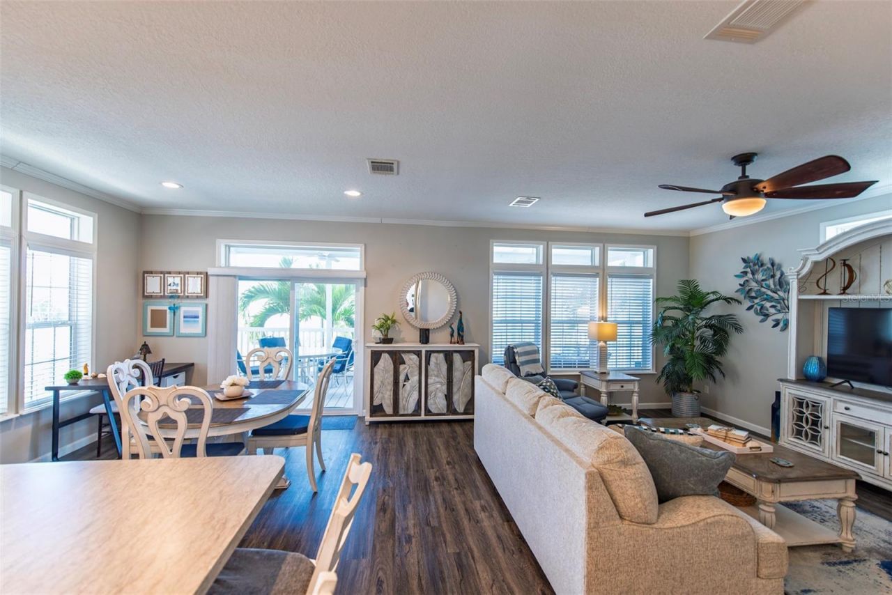 9 Freeman Avenue , Punta Gorda, FL 33950 Photo