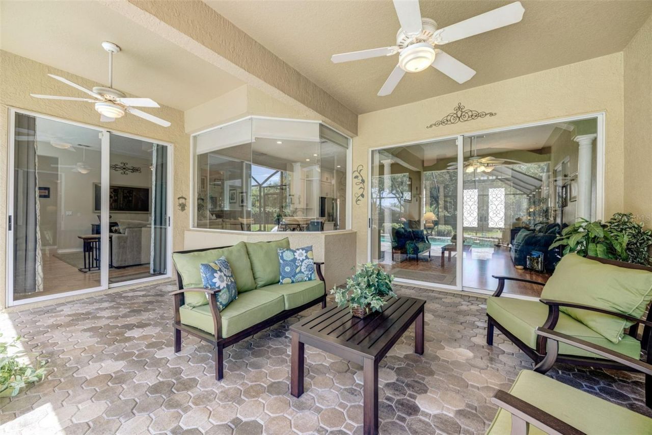 4415 Merrick Run Lane, Valrico, FL 33596 Photo