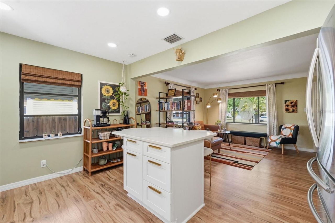 3136 9th Avenue N, Saint Petersburg, FL 33713 Photo
