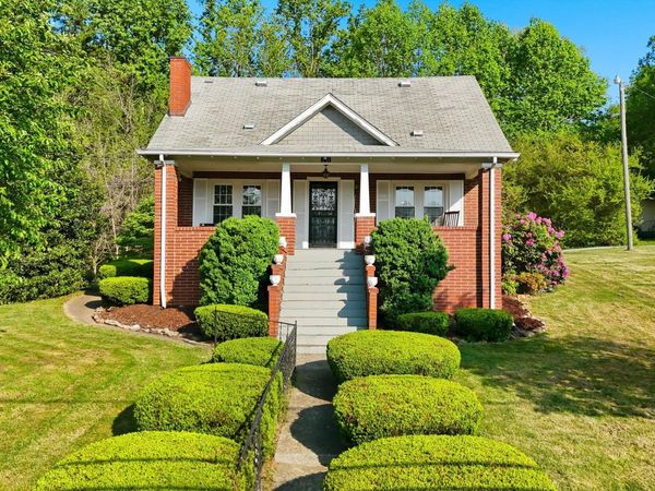 251 Charleston Street, Weber City, VA 24290