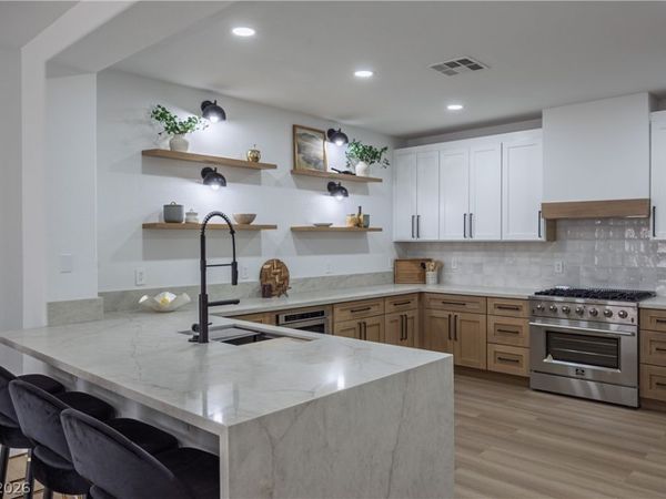 10982 Village Ridge Lane , Las Vegas, NV 89135