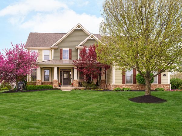 4568 Hunters Bend , Powell, OH 43065