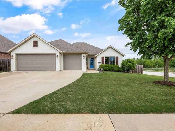 374 Drywood Creek Drive , Fayetteville, AR 72704