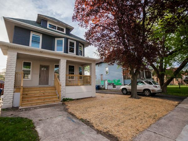 807 N 5th Avenue , Maywood, IL 60153