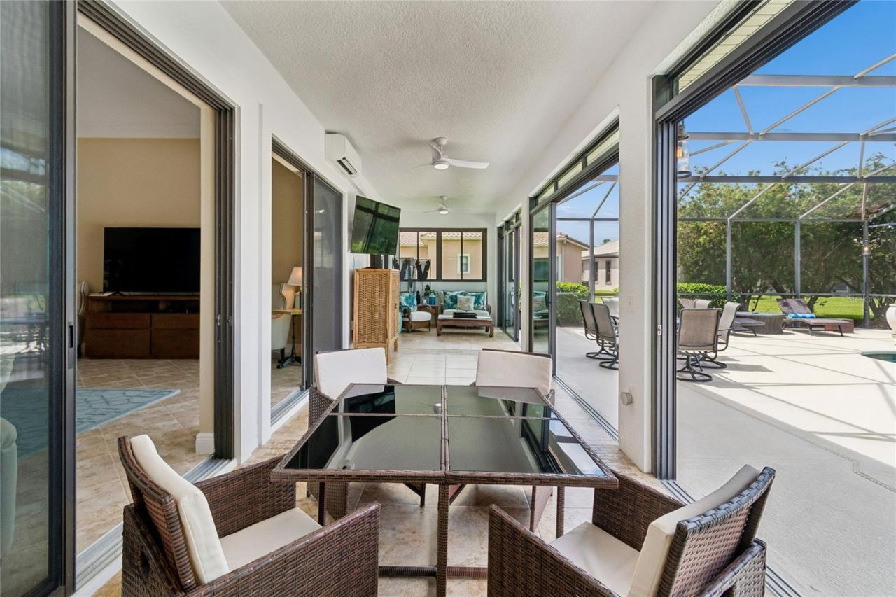 844 San Raphael St , Poinciana, FL 34759 Photo