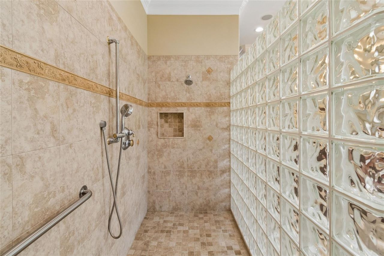 844 San Raphael St , Poinciana, FL 34759 Photo