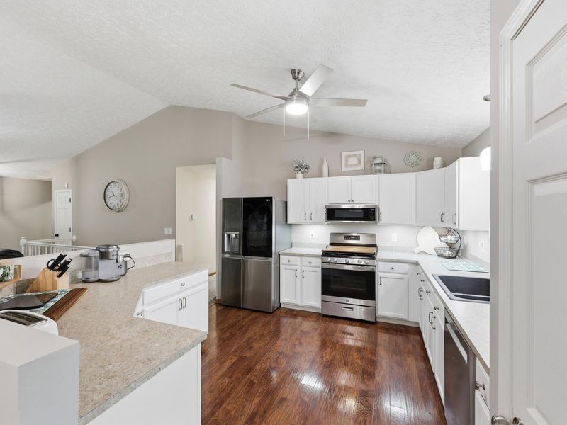 1065 Robmeyer Drive, Columbus, OH 43207 Photo 11