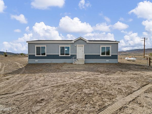 3010 Fort Churchill Road, Silver Springs, NV 89429