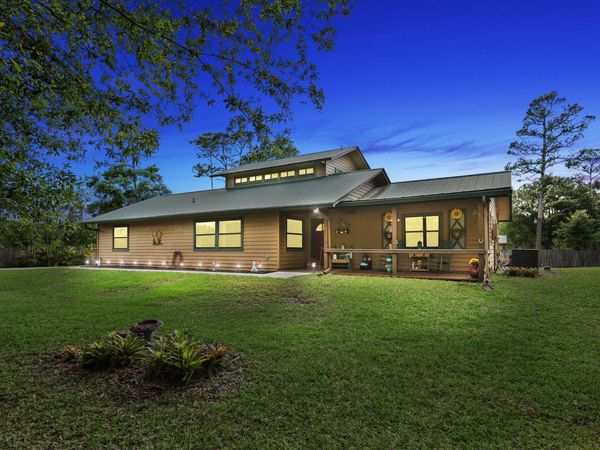 2725 Twin Oaks Trail, Fort Pierce, FL 34945