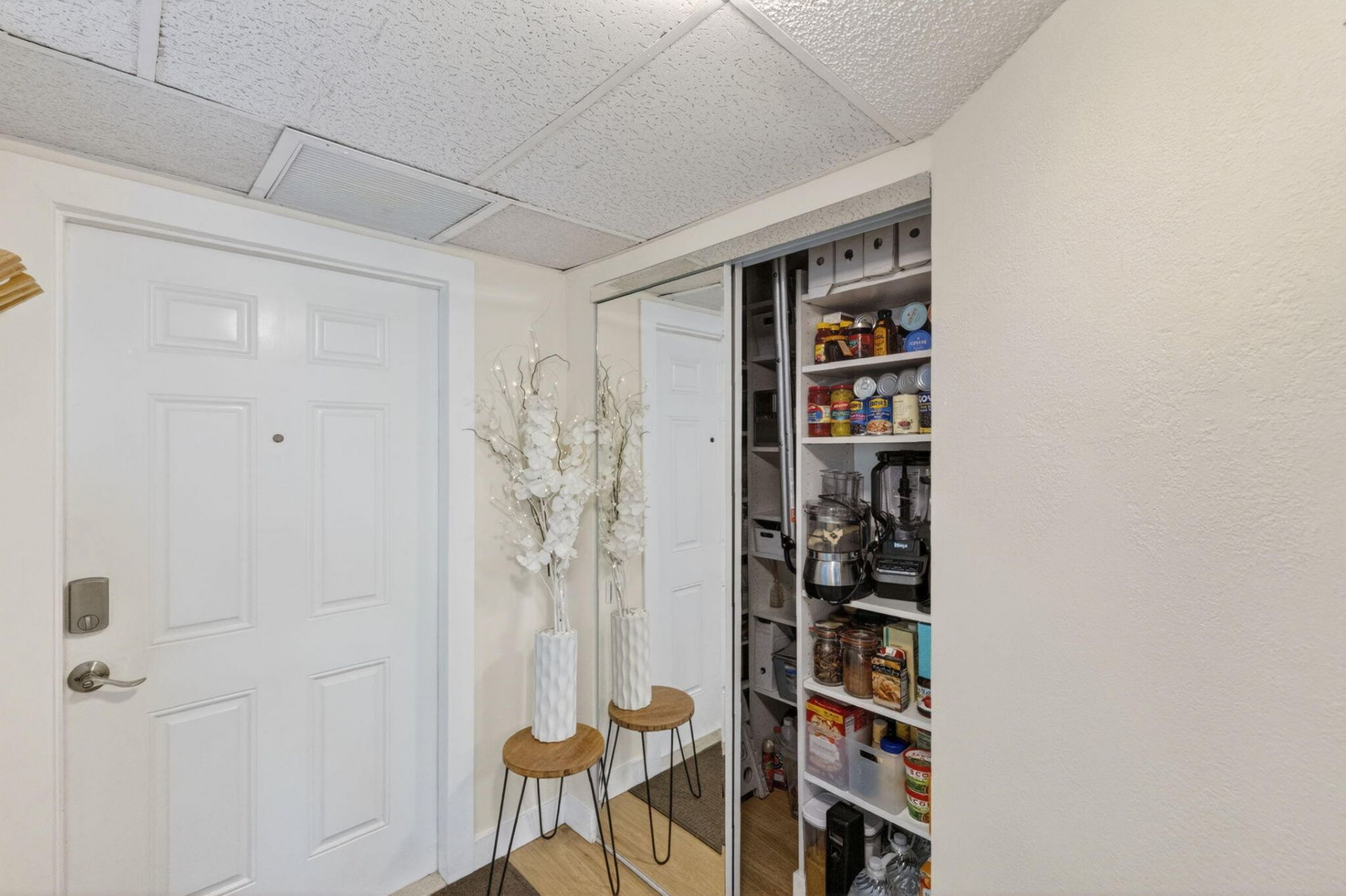 9081 Lime Bay Boulevard, Unit 115, Tamarac, FL 33321 Photo