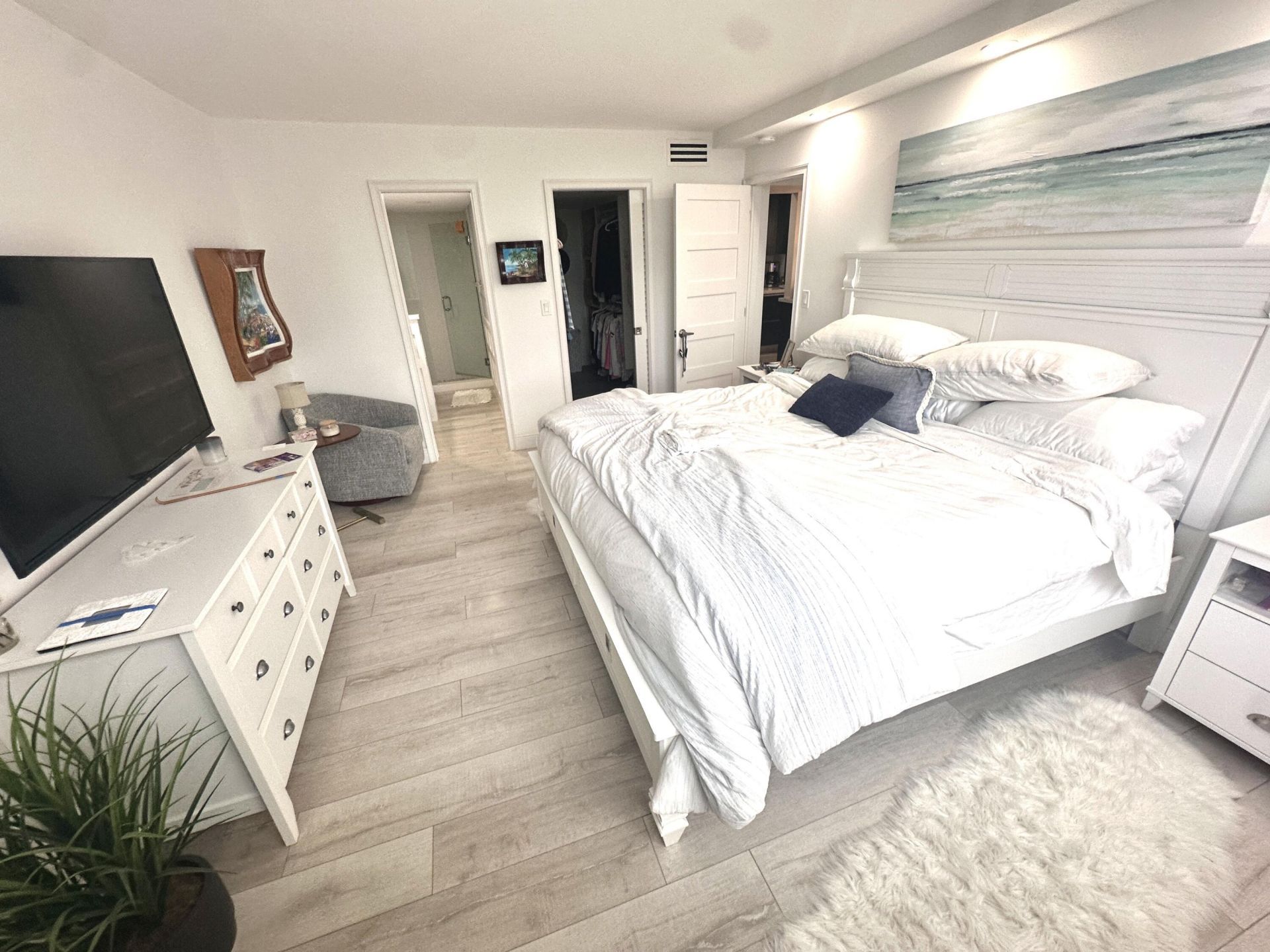 1 Las Olas Circle, Unit 1211, Fort Lauderdale, FL 33316 Photo