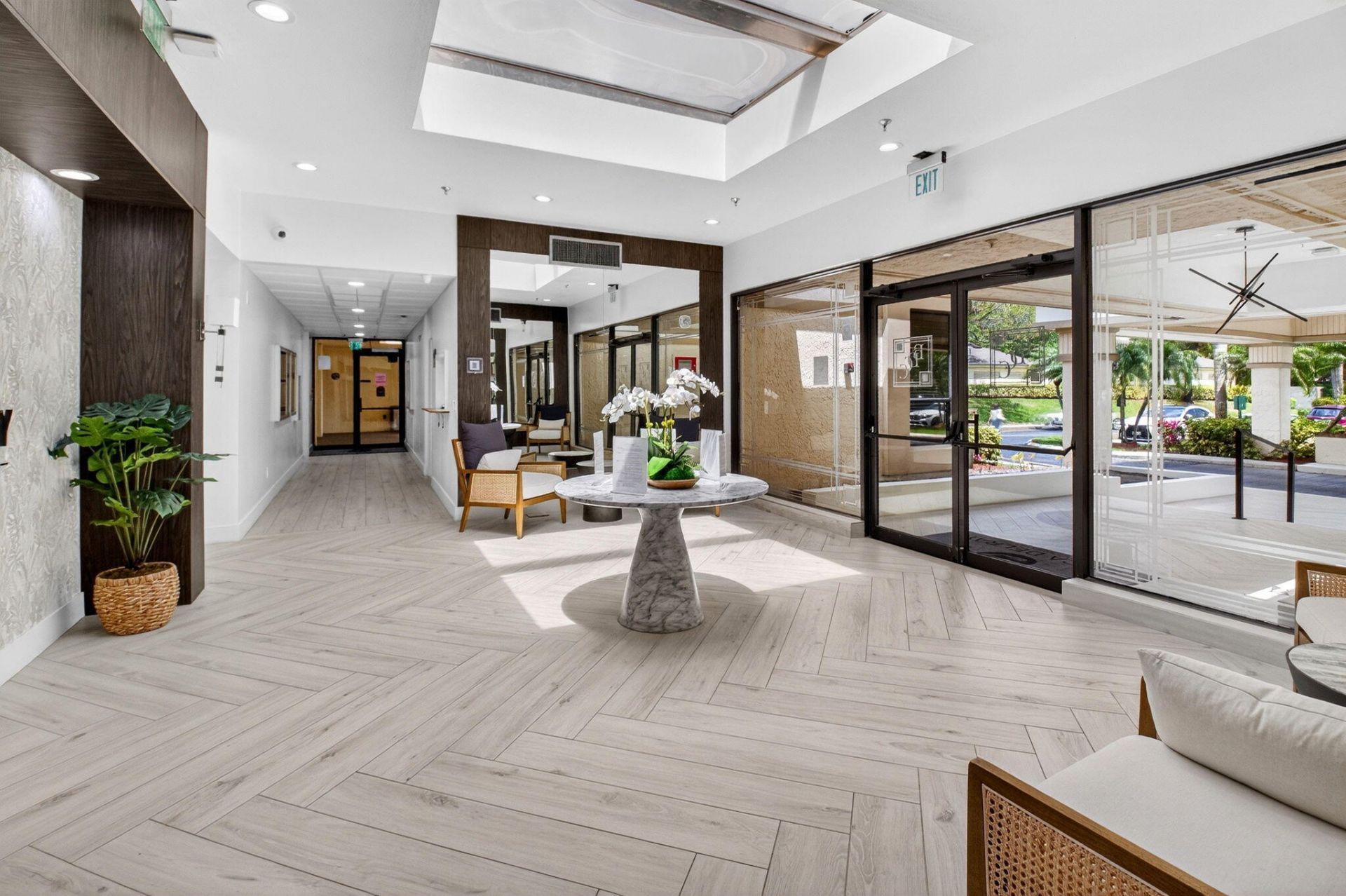 5021 Oakhill Lane, Unit 114, Delray Beach, FL 33484 Photo