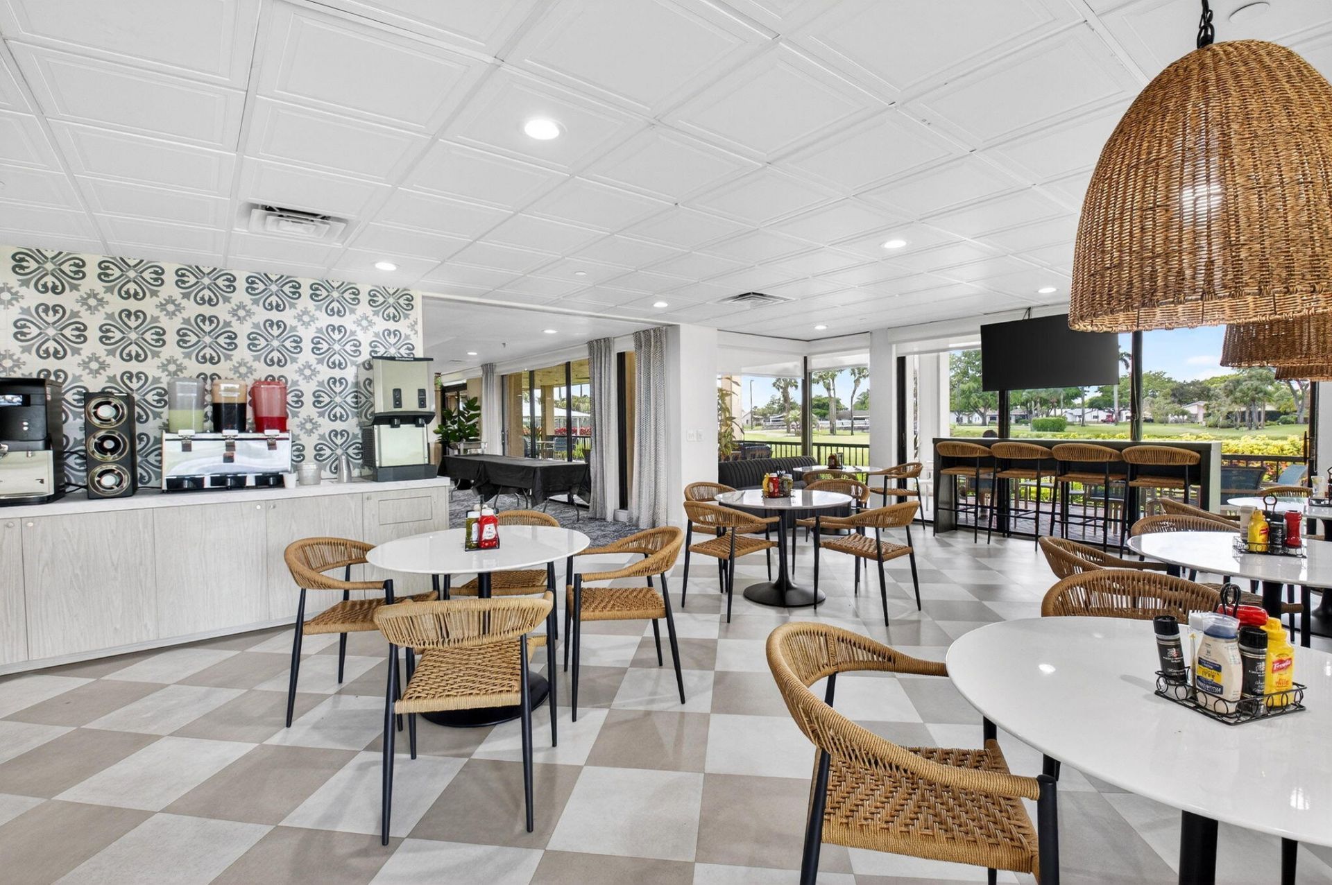 5021 Oakhill Lane, Unit 114, Delray Beach, FL 33484 Photo