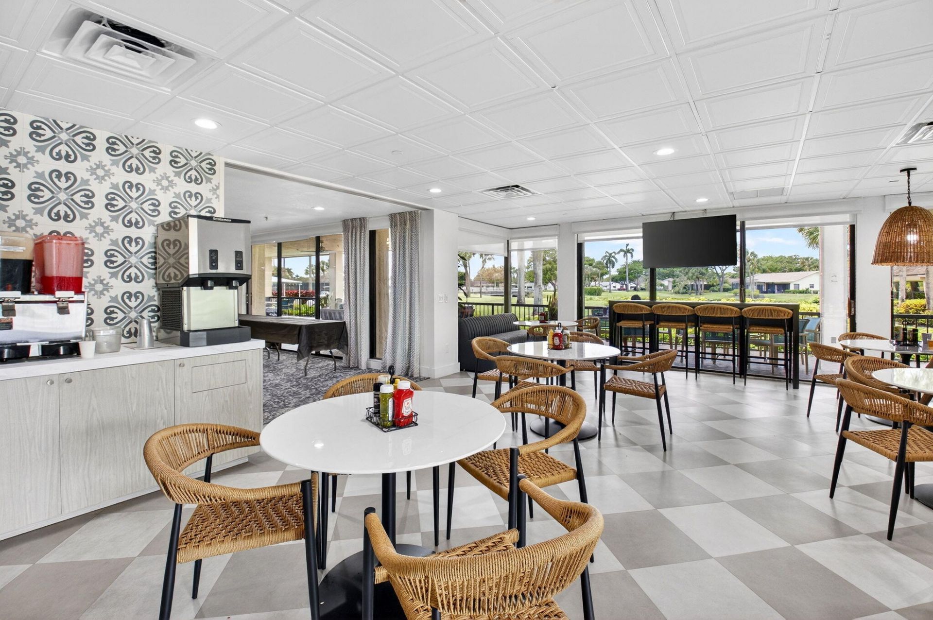 5021 Oakhill Lane, Unit 114, Delray Beach, FL 33484 Photo