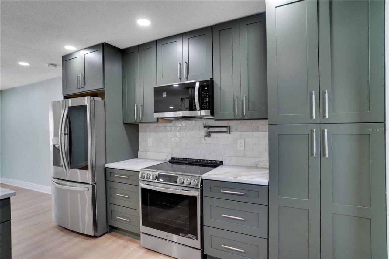 4029 13th Avenue S, Saint Petersburg, FL 33711 Photo