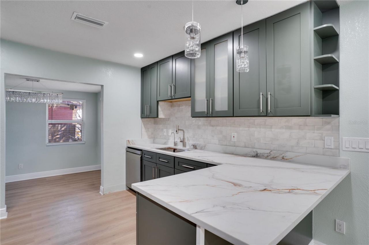 4029 13th Avenue S, Saint Petersburg, FL 33711 Photo