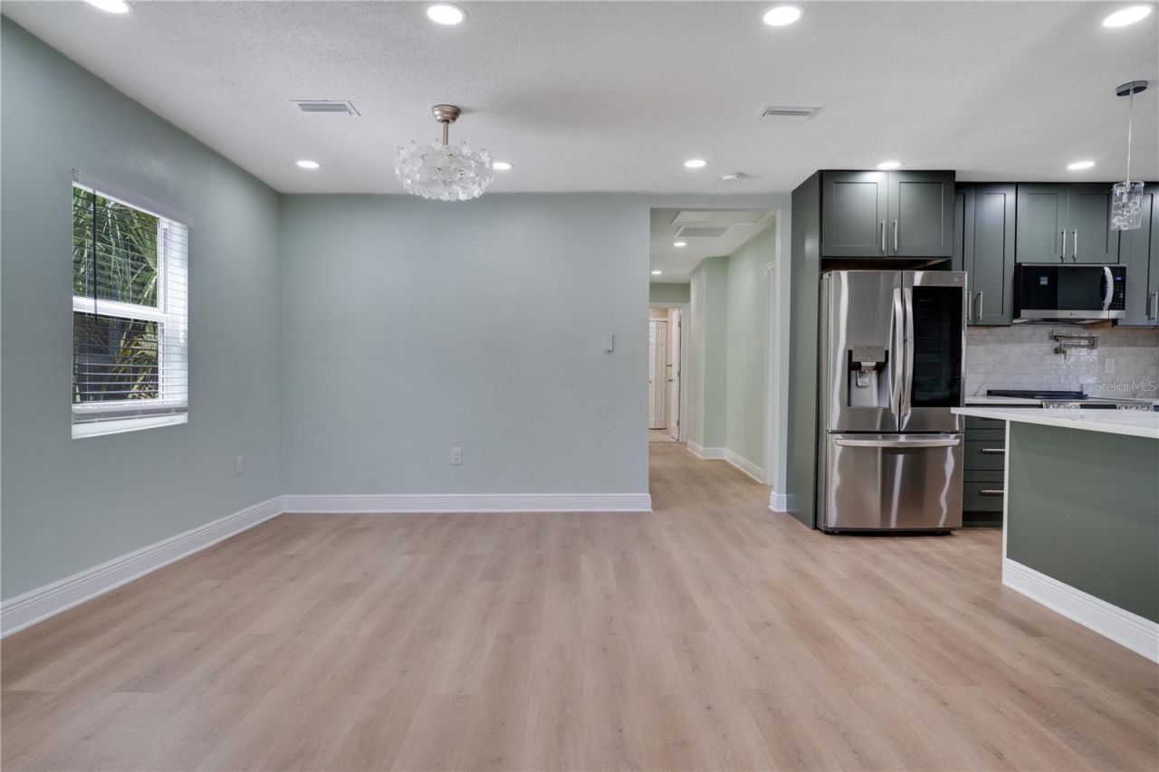 4029 13th Avenue S, Saint Petersburg, FL 33711 Photo