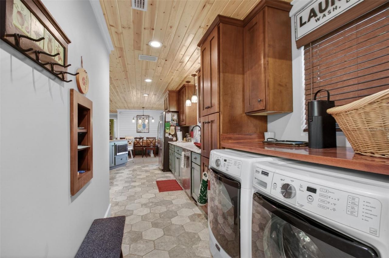 137 & 135 Riverside Drive , Satsuma, FL 32189 Photo