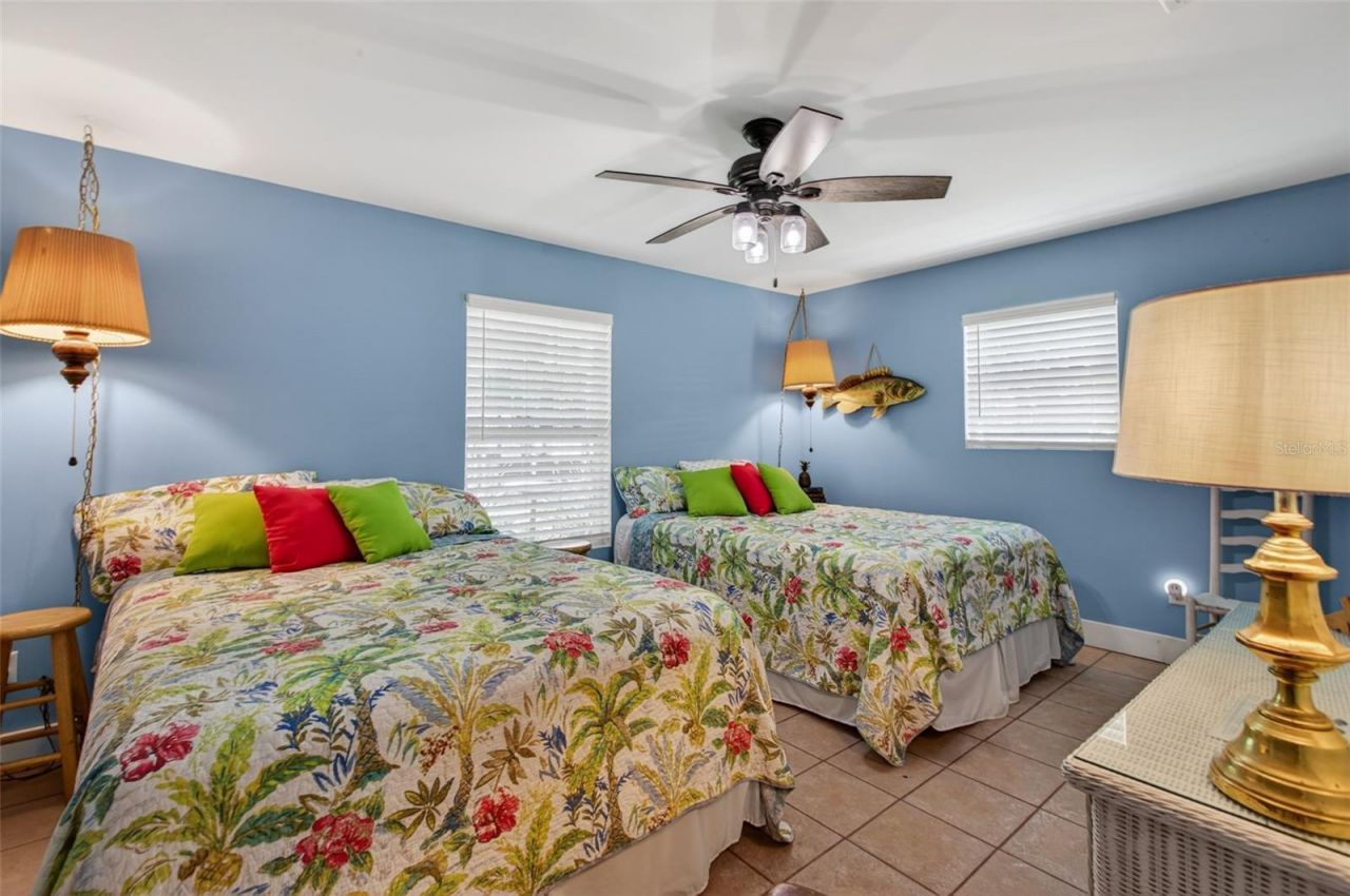 137 & 135 Riverside Drive , Satsuma, FL 32189 Photo